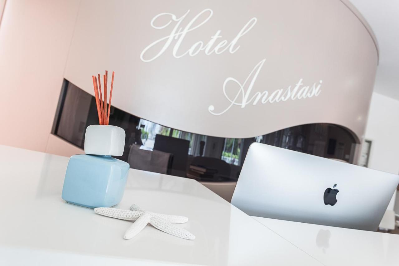 Anastasi Hotel E Residence Cervia Kültér fotó