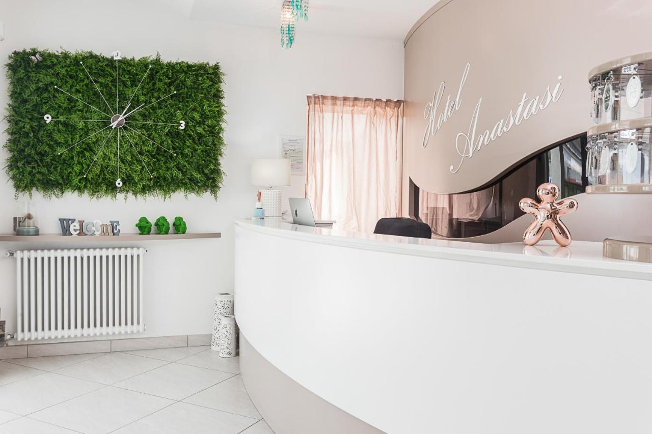 Anastasi Hotel E Residence Cervia Kültér fotó